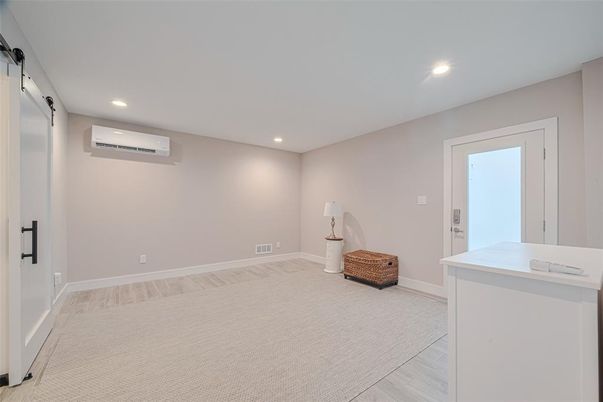 Interior, Recessed Lighting, Wood Texture Flooring