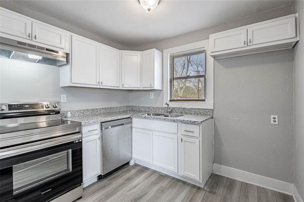 Interior, Kitchen, Stainless Steel Appliances, Wood Texture Flooring
