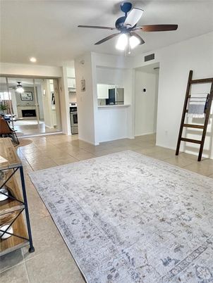 Empty room, Interior, Kitchen, Recessed Lighting