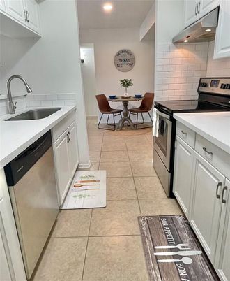 Dining room, Interior, Kitchen, Recessed Lighting, Stainless Steel Appliances, Stone Walls