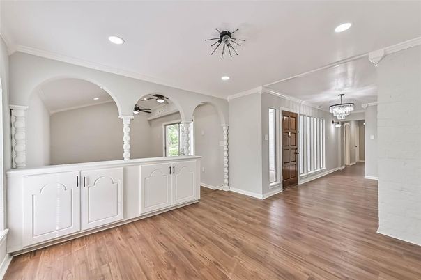 Chandelier, Interior, Recessed Lighting, Wood Texture Flooring