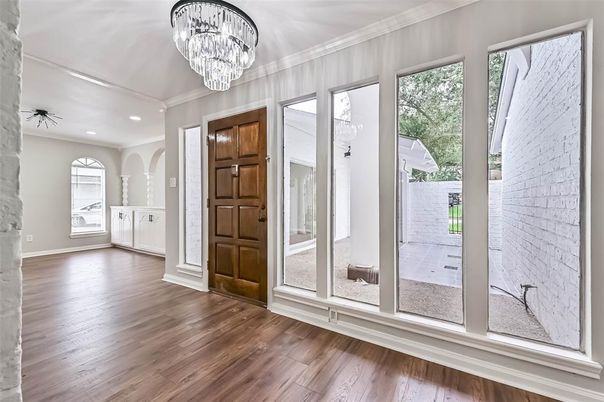Chandelier, Empty room, Interior, Recessed Lighting, Wood Texture Flooring