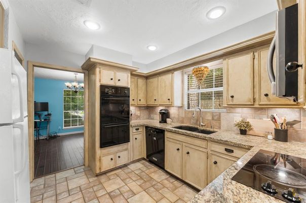 Chandelier, Interior, Kitchen, Recessed Lighting, Wood Texture Flooring