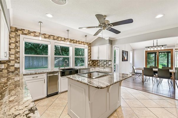 Dining room, Interior, Kitchen, Pendant Lights, Recessed Lighting