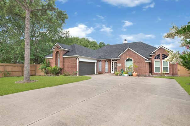 Attached, Exterior, Facade, Brick Facade, French Provincial