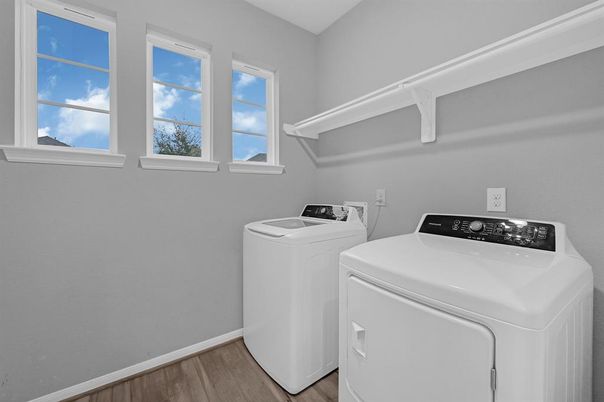 Interior, Washer, Wood Texture Flooring