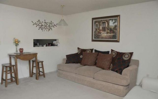 Interior, Living room, Pendant Lights