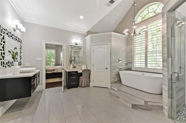 Bathroom, Free Standing Baths, Glass Shower, Interior, Recessed Lighting