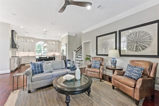 Interior, Kitchen, Living room, Pendant Lights, Recessed Lighting, Wood Texture Flooring