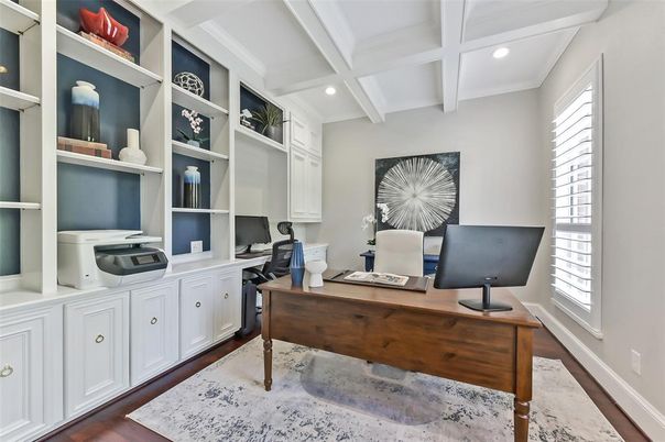 Home Office, Interior, Recessed Lighting, Wood Texture Flooring