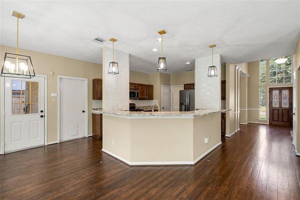 Interior, Kitchen, Pendant Lights, Recessed Lighting, Wood Texture Flooring