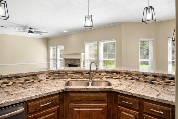 Fireplace, Interior, Kitchen, Pendant Lights, Recessed Lighting
