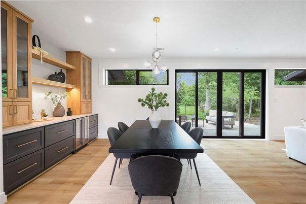 Dining room, Interior, Pendant Lights, Recessed Lighting, Wood Texture Flooring