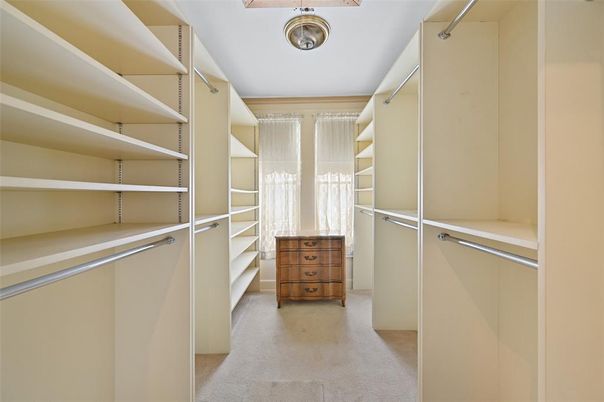 Interior, Walk-in Closets