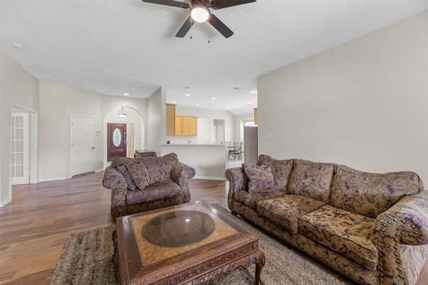 Interior, Kitchen, Living room, Recessed Lighting, Wood Texture Flooring