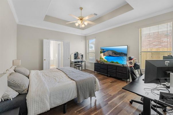 Bedroom, Home Office, Interior, Wood Texture Flooring