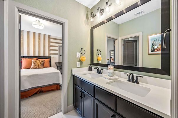 Bathroom, Bedroom, Dual Sink Vanities, Interior