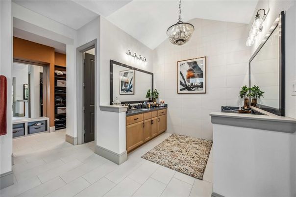 Bathroom, Dual Sink Vanities, Interior, Pendant Lights