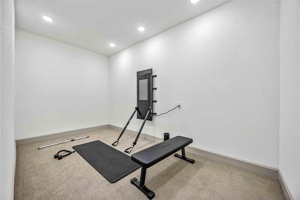 Fitness Equipment, Interior, Recessed Lighting
