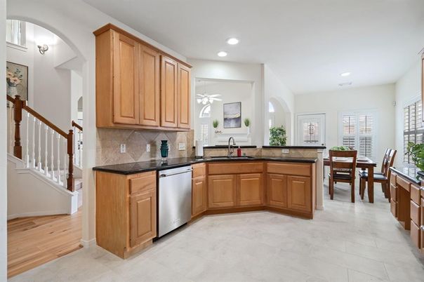 Dining room, Interior, Kitchen, Recessed Lighting, Wood Texture Flooring