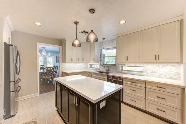 Dining room, Interior, Kitchen, Pendant Lights, Recessed Lighting