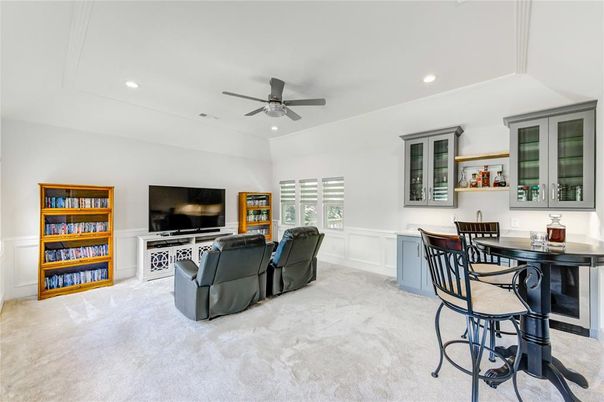Dining room, Interior, Living room, Recessed Lighting