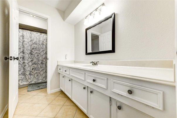 Bathroom, Interior