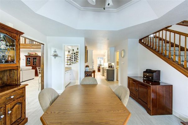Dining room, Interior