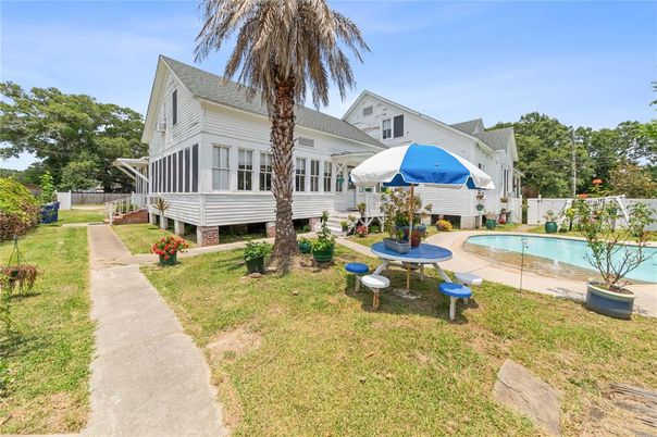 Backyard, Exterior, Pool