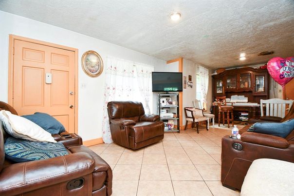 Dining room, Interior, Living room, Recessed Lighting