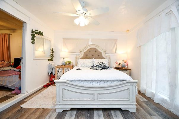 Bedroom, Interior, Wood Texture Flooring