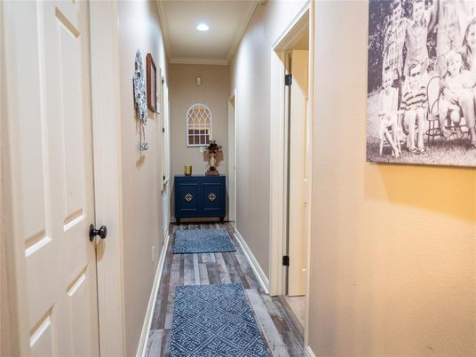 Interior, Recessed Lighting, Wood Texture Flooring