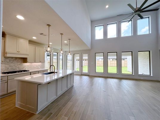 Interior, Kitchen, Pendant Lights, Recessed Lighting, Wood Texture Flooring