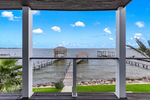 Exterior, Water
