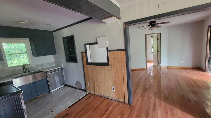 Interior, Kitchen, Wood Texture Flooring