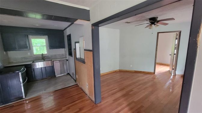 Interior, Kitchen, Wood Texture Flooring