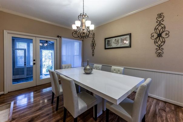 Chandelier, Dining room, Interior, Wood Texture Flooring