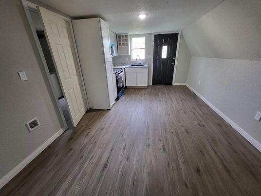Interior, Kitchen, Recessed Lighting, Wood Texture Flooring