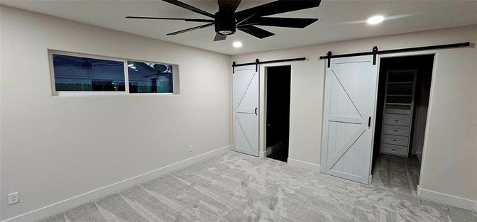 Empty room, Interior, Marble, Recessed Lighting