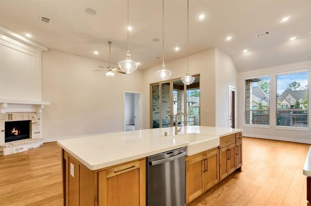 Fireplace, Interior, Kitchen, Pendant Lights, Recessed Lighting, Wood Texture Flooring