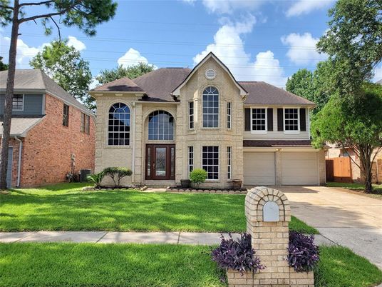Attached, Exterior, Facade, Brick Facade, French Provincial