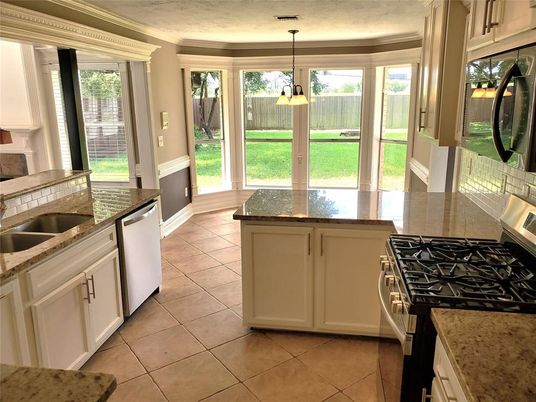 Interior, Kitchen, Pendant Lights
