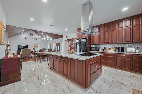 Chandelier, Dining room, Interior, Kitchen, Living room, Recessed Lighting, Stainless Steel Appliances