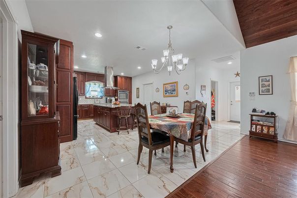 Chandelier, Dining room, Interior, Kitchen, Recessed Lighting, Wood Texture Flooring