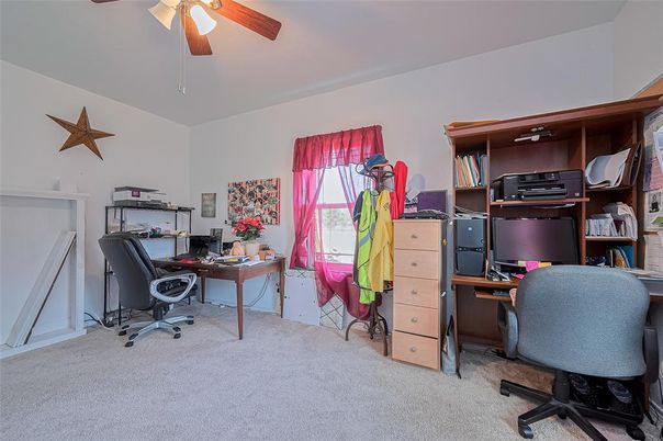 Home Office, Interior