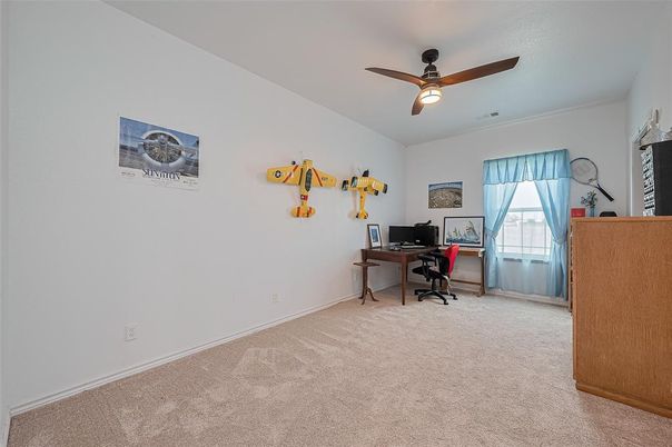 Home Office, Interior