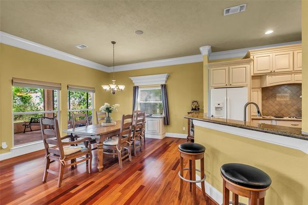Chandelier, Dining room, Interior, Kitchen, Recessed Lighting, Wood Texture Flooring