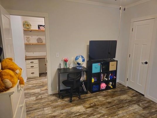 Home Office, Interior, Wood Texture Flooring