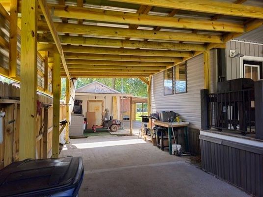 Exterior, Wooden Beams