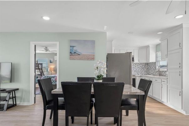 Dining room, Interior, Kitchen, Recessed Lighting, Wood Texture Flooring